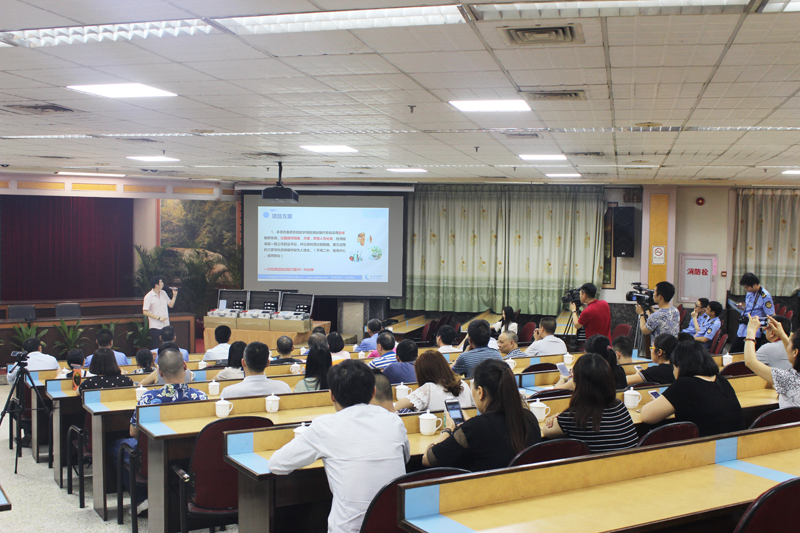 华体会官方端网站登录入口食用农产品快检设备捐赠仪式在桂城街道办事处举行